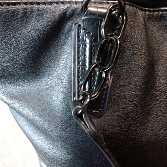 *Simply Vera Purse* - Picture 13 of 16